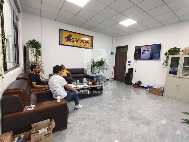 粉碎設(shè)備深受客戶(hù)青睞